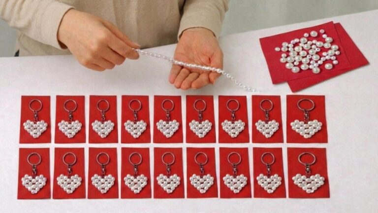 Dieser einfache Trick verwandelt Perlen in wunderschöne Schlüsselanhänger für dein