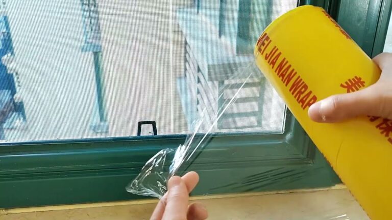 5 geniale Tricks, um Heizkosten im Winter mit Frischhaltefolie zu sparen!