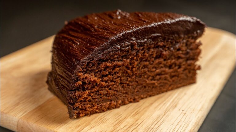 Ein Schokoladenkuchen in 1 Schüssel: Einfach, ohne Mixer und immer perfekt!